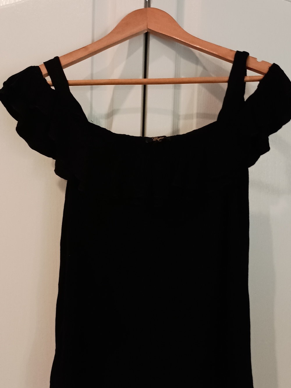 Cupio Black Garment Label Detail